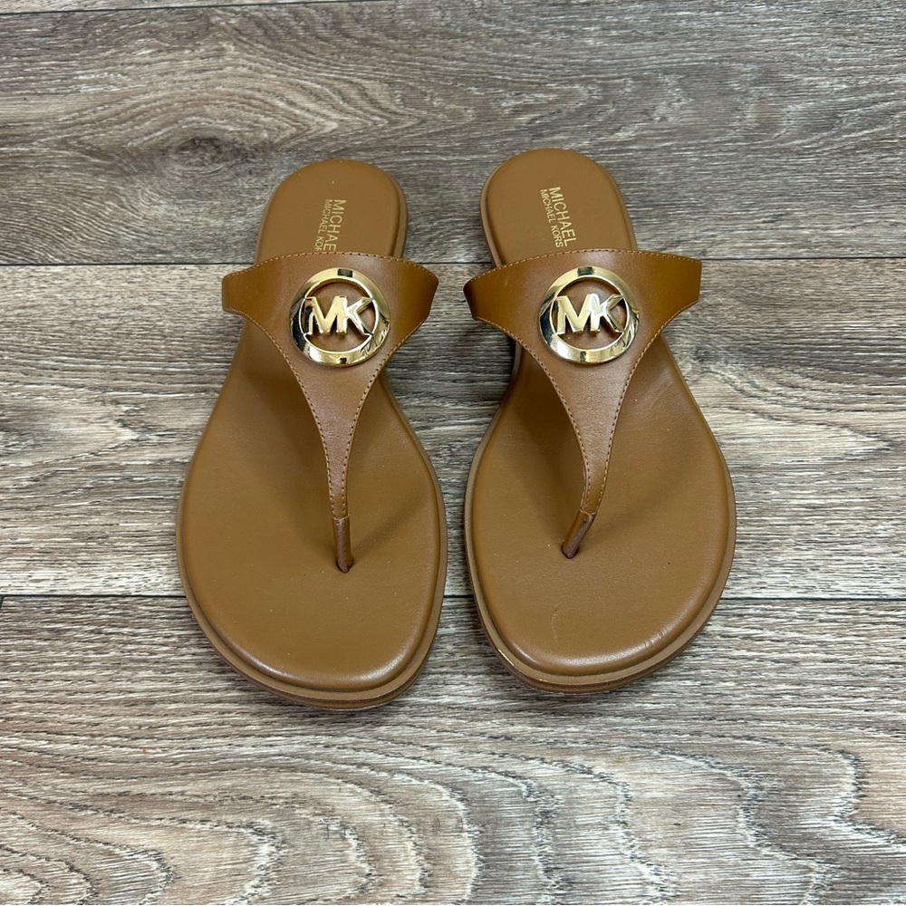 Michael Kors Womens 8 Congac Leather Gold MK Madellion Slip On Thong Sandals - Picture 1 of 11